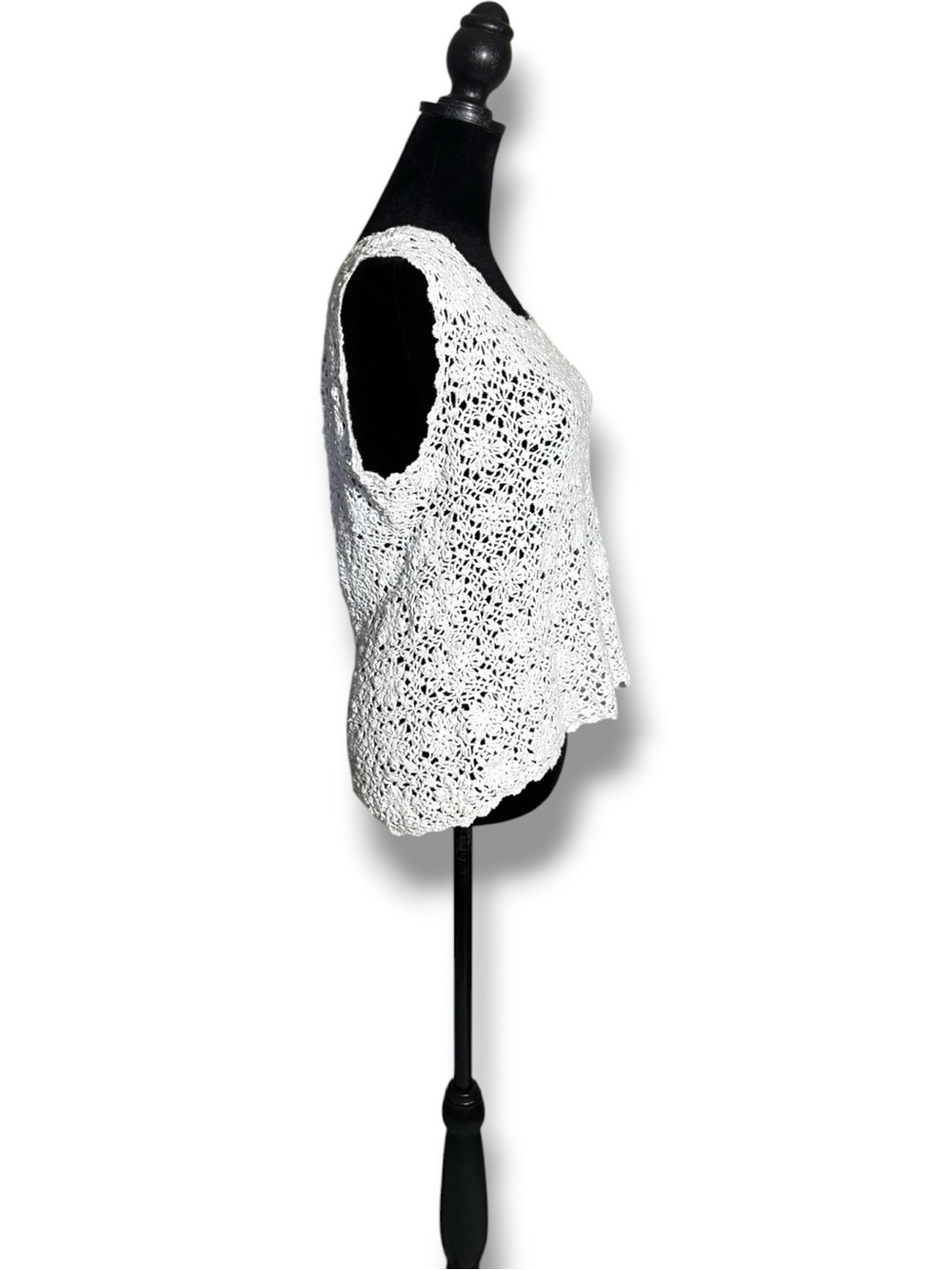 Chico's White Sleeveless with Thick Straps Crochet Loose Fit Layerable Tank Top - Picture 3 of 16